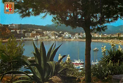 San Feliu de Guixols (Costa Brava) — vista parcial — Escudo de Oro, n° 1669