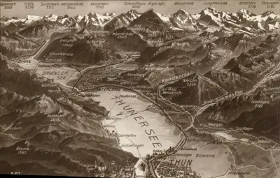Vista aérea dos lagos de Brienzersee e Hunnersee — Edição Photoglob, Zurique
