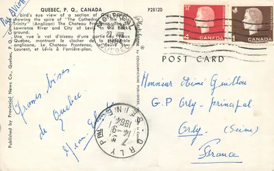 Widok z lotu nad Quebec — Katedra anglikańska i Zamek Frontenac — Wydawca Provincial News Co. — Rewers