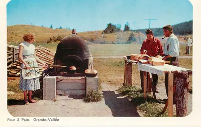 Rocher Percé — Rocher Percé, 288 stóp wysokości - 1500 stóp długości — wydawca nie widoczny — Rewers