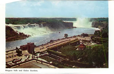 Niagara on the Lake — George, Stare Fort Erie, Ontario — Spadziste Niagary i Oakes Gardens — Rewers