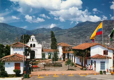 Medellín — Pueblito Paisa, cidade típica antioqueña — editor hola! n° 2858