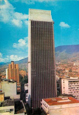 Medellín (Antioquia) - Edifício Coltejer — editor desconhecido, número de série não visível