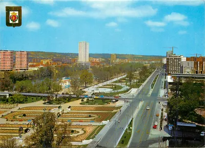 Valladolid — Vista geral do Paseo de Isabel la Católica — Editor Subirats Casanovas, n° 156