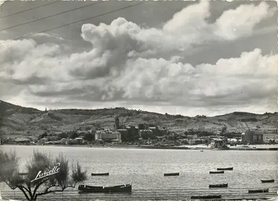 Lavricelle — Widok jeziora i wioski — L. Lavricelle, wydawca