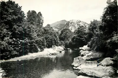 Río Aragón — La Poza y Coll de Ladrones — Wydawnictwo Sicilia Zaragoza