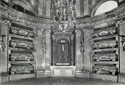 Panteón de Reyes — Mosteiro Nacional de El Escorial — Editor Editorial Patrimonio Nacional, N° 13