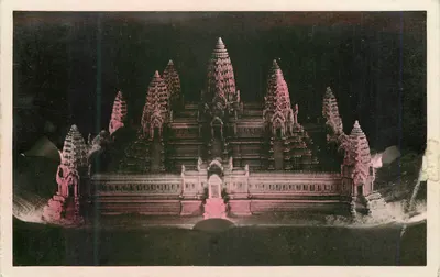 Angkor-Vat — Indochina — Editora: LES ARTS COLONIAUX, Paris 1934, n°20
