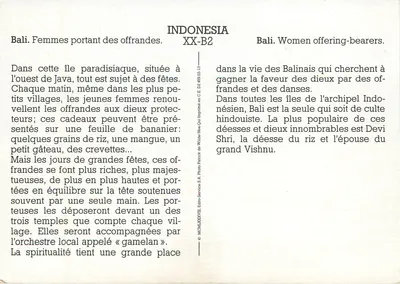 Bali. Mulheres carregando oferendas — Indonesia XX-B2 — Édito Service S.A. — Verso