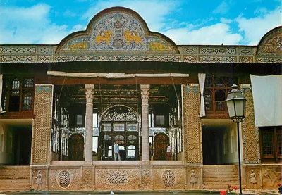 Jardim dos Laranjeiros Ghavam — Shiraz — Ed. Dehdari, Milão