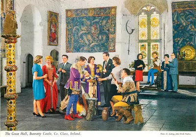 The Great Hall, Bunratty Castle, Co. Clare, Irlanda — Foto E. Ludwig, John Hinde Studios