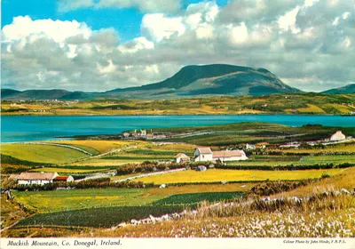 Monte Muckish, Co. Donegal, Irlanda — vista panorâmica — John Hinde, F.R.P.S.
