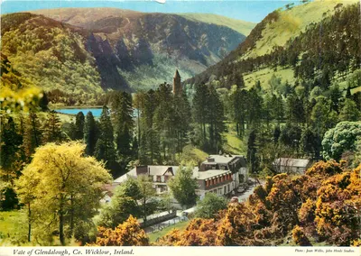 Vale of Glendalough, Co. Wicklow, Ireland — Foto Joan Willis, John Hinde Studios