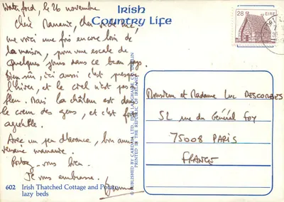 Cottage con techo de paja — Irish Country Life — editor: Cardale Ltd, Dublín — Reverso