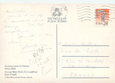 Clonmacnoise — Cruz gravada — The Office of Public Works — Verso