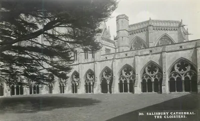 Salisbury Cathedral — Les Cloîtres — n°30