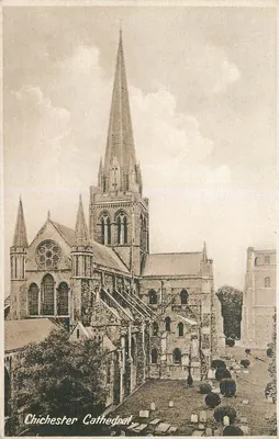 Catedral de Chichester — vista da catedral com seu campanário e cemitério — carta postal anônima