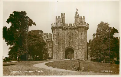 Gateway, Castelo de Lancaster — Carta de Valentim, n° 207648 J.V.