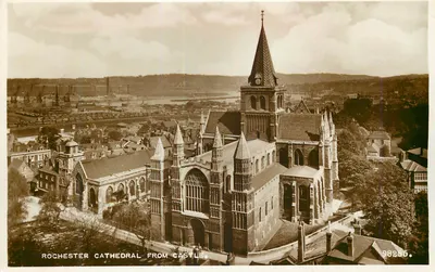Catedral de Rochester do Castelo — vista aérea — Valentine & Sons, Ltd., Dundee and London, n° 98235