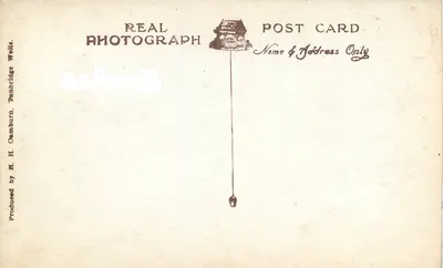 Penshurst Place — castelo inglês — editor M. H. H. Tanbridge Wells — Verso
