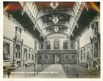 Sala de Waterloo, Castelo de Windsor — vista interna — editor e número de série ilegíveis