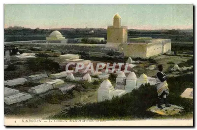 Kairouan — O Cemitério Árabe e a Cidade — LL.