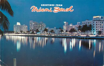 Miami Beach — vista noturna dos hotéis a partir de Indian Creek — Pan American Publishing Corp, C-7278-551