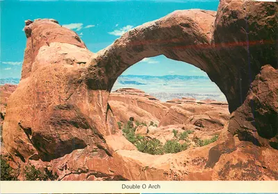 Double O Arch — Parque Nacional de Canyonlands — editor não visível