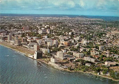 Libreville (Gabão) — Vista geral — Foto J. TROLEZ, série A 78