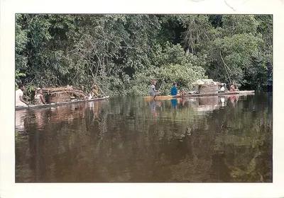 O rio Ogooué — Gabon — Edições HOA-QUI Paris