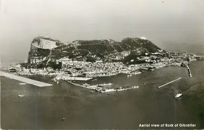 Vista aérea do Rocher de Gibraltar — The Rock Photographic Studio, Gibraltar