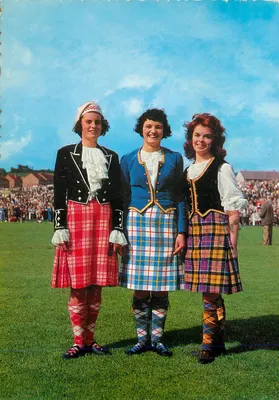 Trzy tancerki highland — Edynburg — Valentine's Pictorial Series, nr E.638