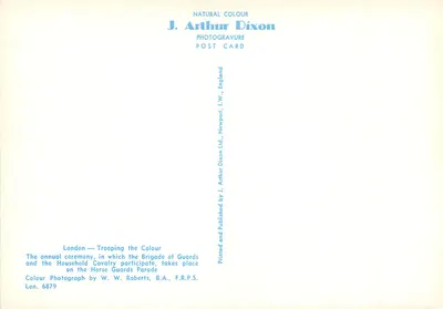 Londres — Trooping the Colour — J. Arthur Dixon, n° 6879 — Verso