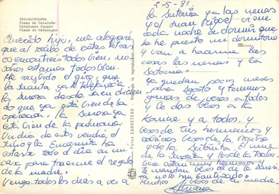Plaza de Catalunya — widok nocny z fontannami — Photos CARRETERO — Rewers
