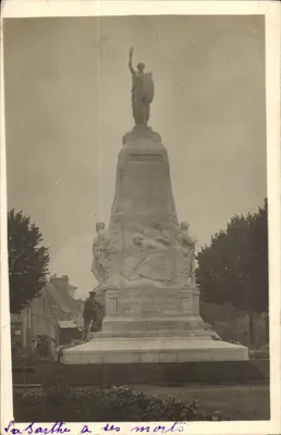 A Sarthe aos seus mortos — Monumento aos mortos da guerra — editor desconhecido