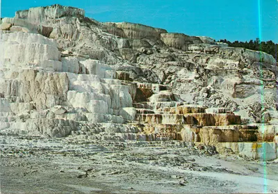 Minerva Terrace — Parque Nacional de Yellowstone — Hamilton Stores Inc. n°1034