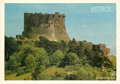 Castelo de Murol — ruínas medievais — Éditions du Lys, número de série não visível