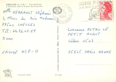 Chelles (S.-et-M.) — Widok z powietrza — Hotel miejski i park Pamięci — Wydawca Combiérier — Rewers