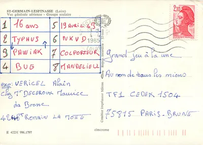 Saint-Germain-Lespinasse (Loire) — Vista geral aérea — Grupo escolar — Verso