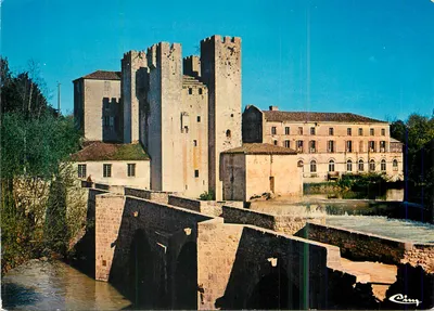 Barbaste (L.-et-G.) — A moinha das Torres de Henri IV e o ponte do XIIIe s. — Cing