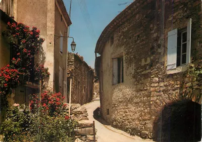 Velha rua em Coux (Ardèche) — editor J. Cellard, n° D.13969