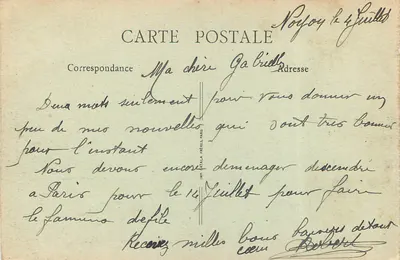 Noyon po wojnie — Rue de l'Évêché — E. Compiègne, fotograf i wydawca, Noyon — Rewers