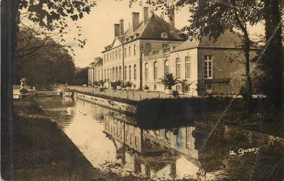 Castelo de Fontenay — Antiga residência dos Grandes Bailleus — Editor: LA NORMANDIE PITTORESQUE