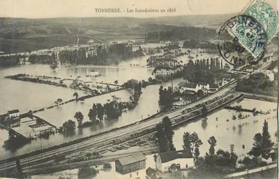 Bilhete postal antigo Tonnerre As Inundações