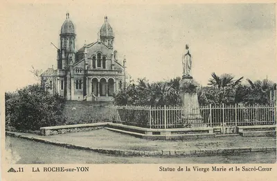 La Roche-sur-Yon — Igreja e estátua da Virgem Maria e do Sagrado Coração — Cie des Arts Photomécaniques