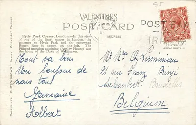 Hyde Park Corner, Londyn — wejście do parku i Apsley House — seria fotograficzna Valentine's Photo-Brown nr 98697 — Rewers