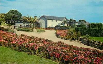 O Island Hotel, Tresco, Scilly — editor F.E. Gibson, série Natural Colour Series