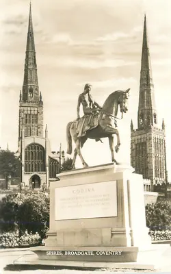 Estátua de Godiva a cavalo — Coventry — H. & J. Lausst