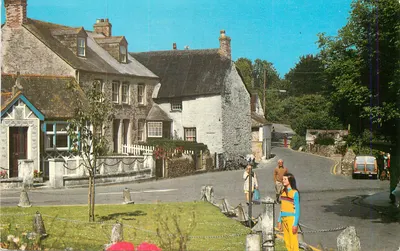 Crantock Village, nr Newquay — vista da rua — COLOURMASTER INTERNATIONAL PLX685
