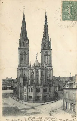 La Délivrande (Calvados) — Nossa Senhora da Délivrande, a Basílica, lado da Abside — ND HOT, n°100